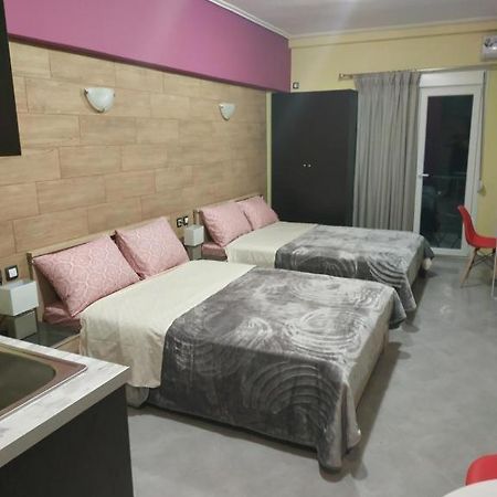 G M 2 Rooms Kentro In The Heart Of The City Лариса Экстерьер фото