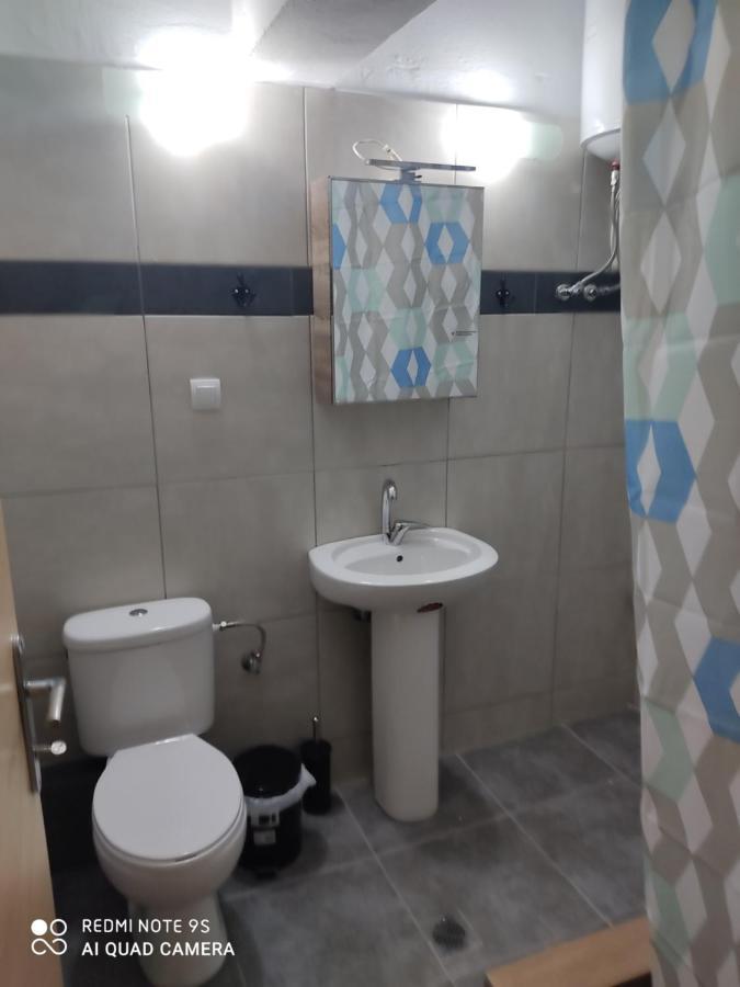 G M 2 Rooms Kentro In The Heart Of The City Лариса Экстерьер фото
